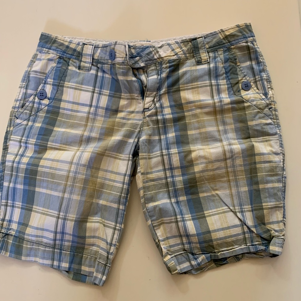 Jezebel Women's Plaid Blue and Tan Shorts